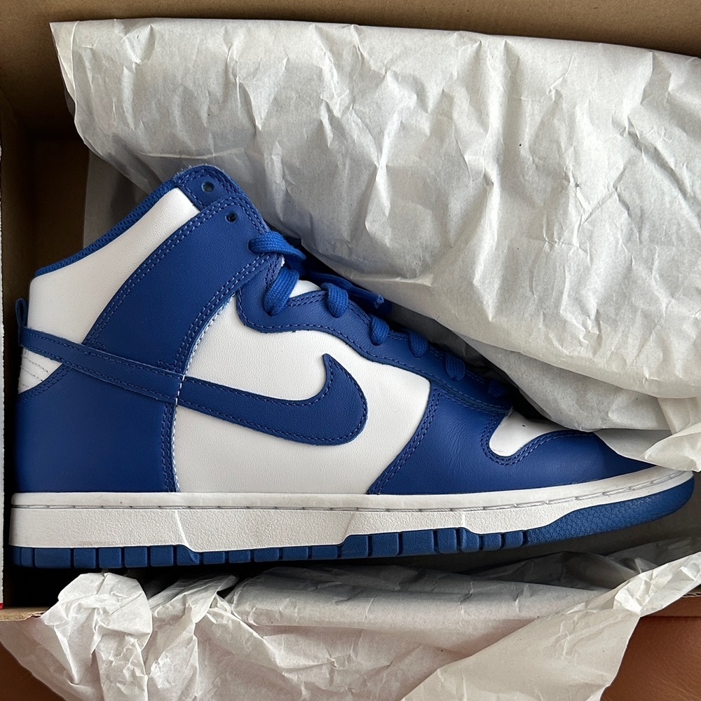 Nike Dunk Hi Retro in White and Orange